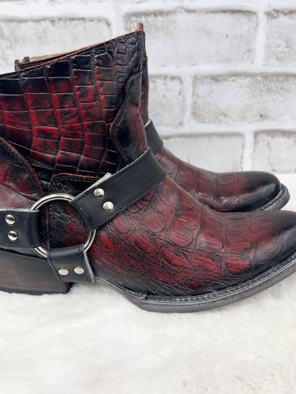 FREEBIRD BY STEVEN • Santiago Oxblood Croc Embossed Leather Harness Boots Size 8 - Picture 5 of 14